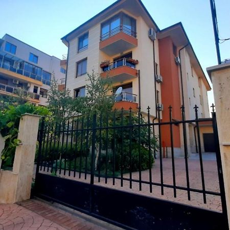 На Море В Сарафово Burgas Exterior photo